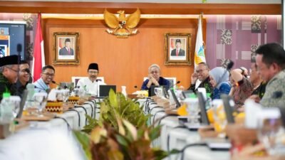 Menteri Sosial