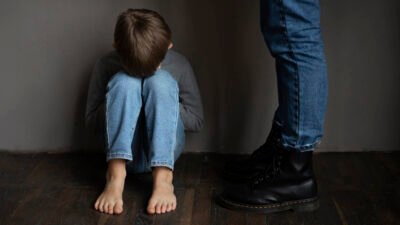 Kasus Anak Terantai di Boyolali: SP Resmi Jadi Tersangka, Ini Fakta Lengkapnya. Foto: Freepik
