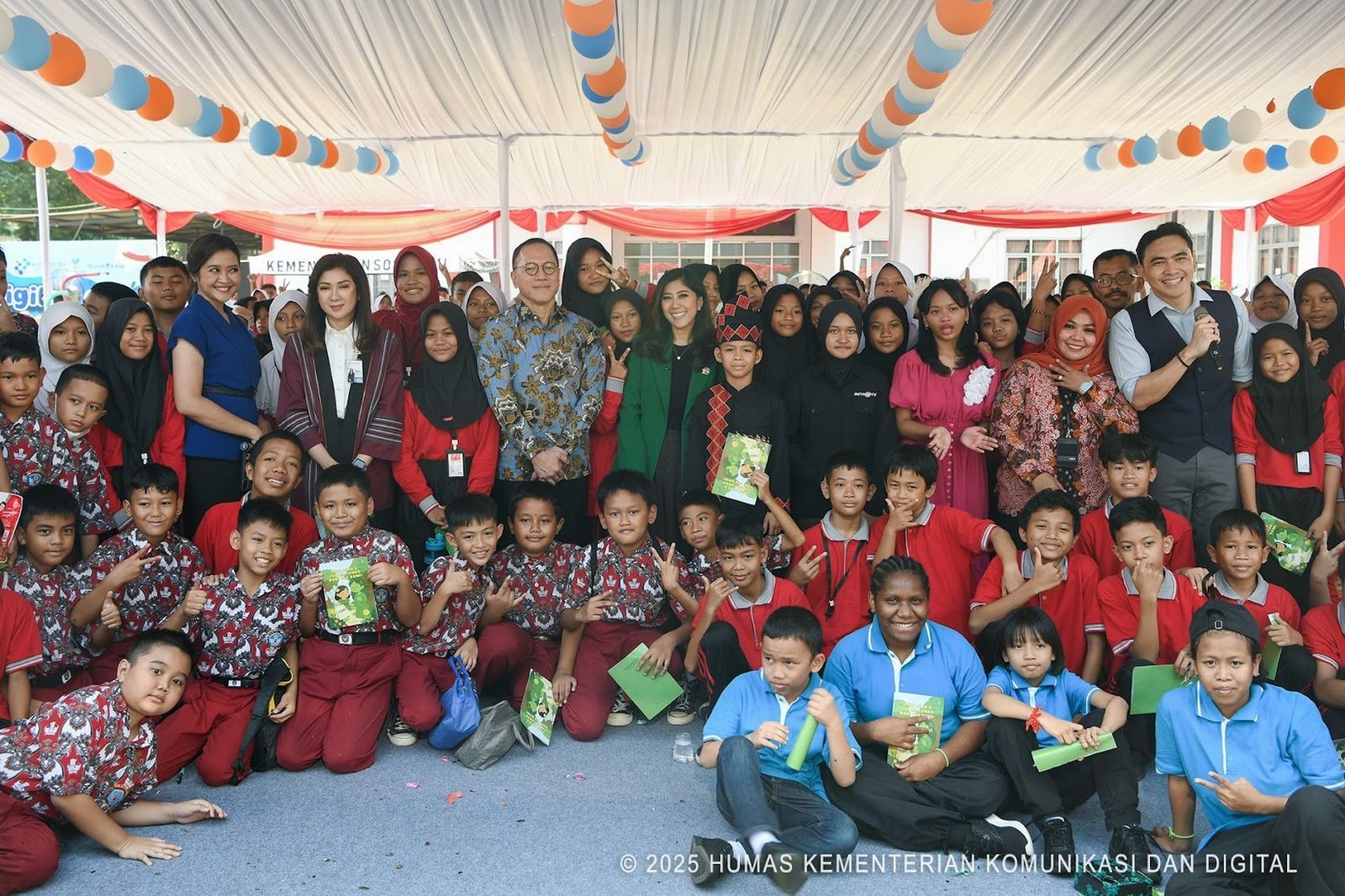 Menkomdigi: Tidak Semua Platform Digital Aman untuk Anak, Ini Kategorinya