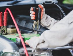 Cara Pasang Aki Mobil dengan Benar agar Kendaraan Optimal