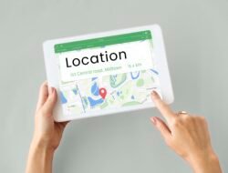 Cara Lacak Lokasi Orang Lewat WhatsApp dan Google Maps: Panduan Lengkap dan Aman
