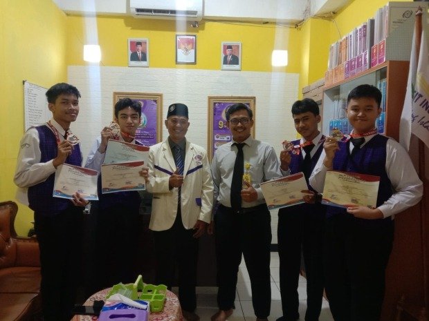 Daftar Pemenang Kejuaraan Sains Olimpiade dan Bahasa oleh Puskantara, Ini Juara KSOB 2025