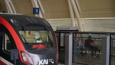 Tarif Flat Rp80, LRT Jabodebek Hadirkan Perjalanan Spesial Rayakan HUT RI ke-80