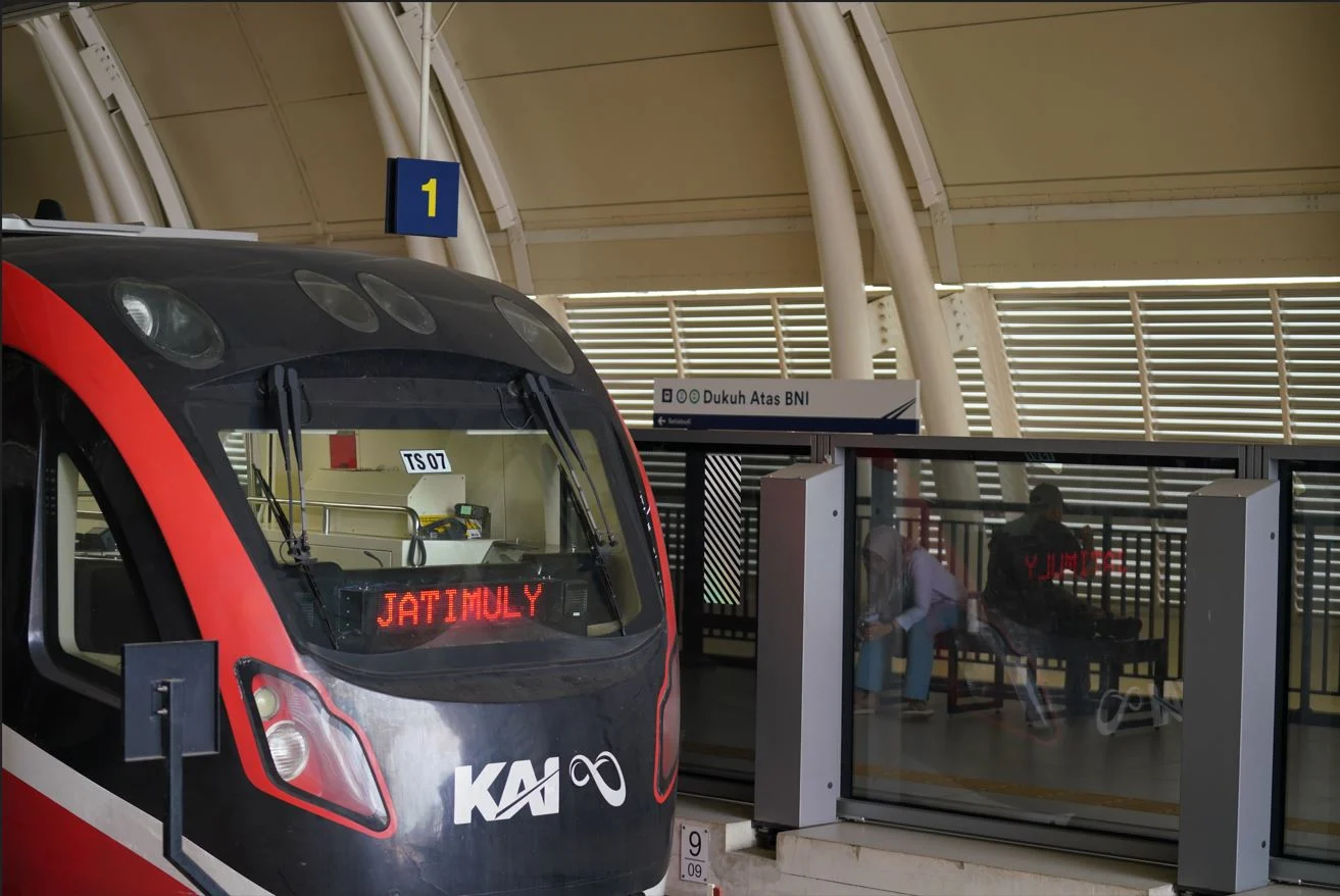 Tarif Flat Rp80, LRT Jabodebek Hadirkan Perjalanan Spesial Rayakan HUT RI ke-80