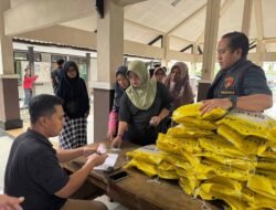 Polresta Banyumas dan Bulog Salurkan Beras Lewat Gerakan Pangan Murah