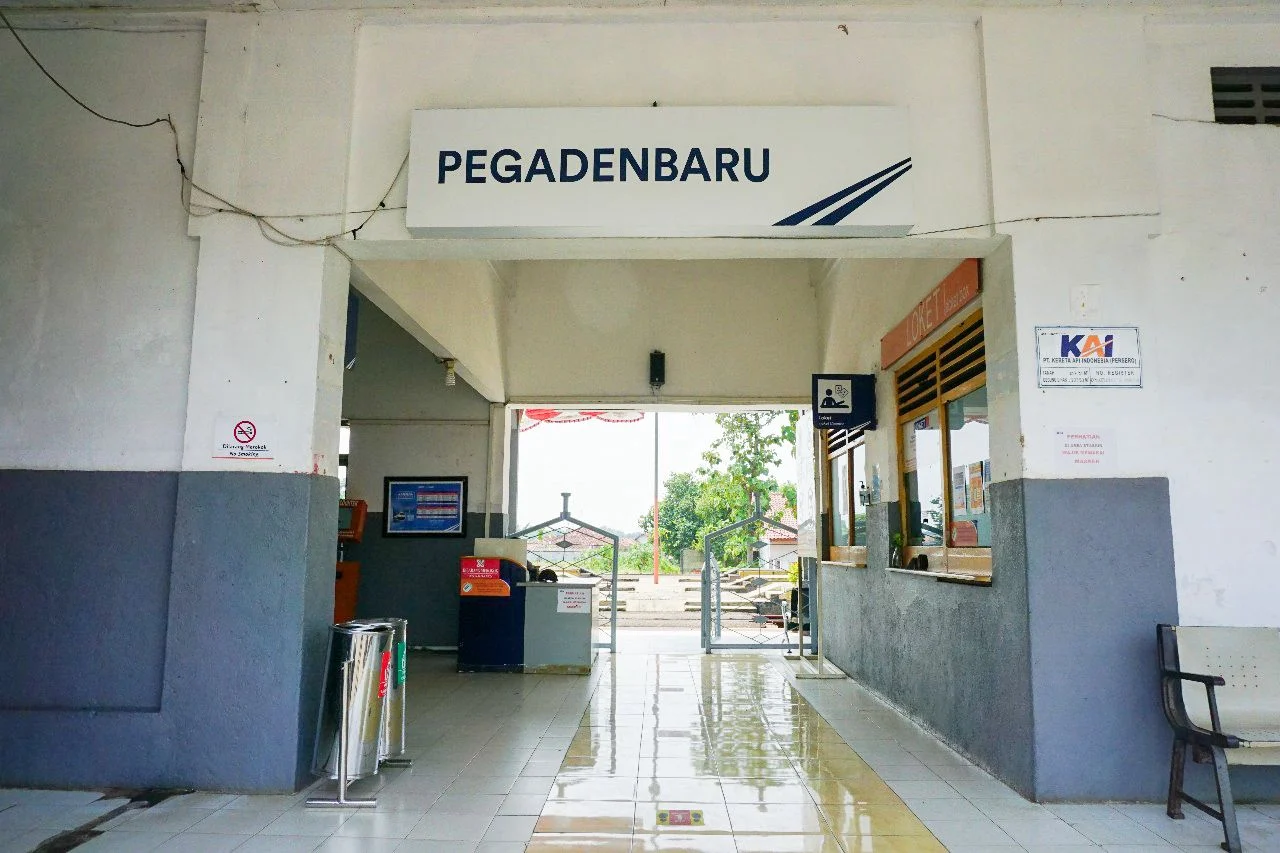 KA Argo Bromo Anggrek Anjlok di Stasiun Pegadenbaru, KAI Sampaikan Permohonan Maaf