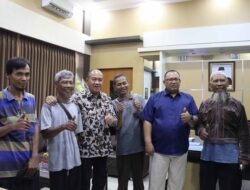 Kisah Tukang Sol, Dapat Bantuan Bupati Usai Terdampak Demo di Alun-Alun Purwokerto