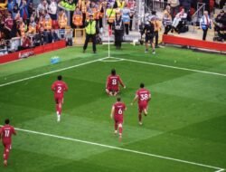 Liga Inggris: Liverpool Bungkam Arsenal di Anfield, Manchester City Tersungkur