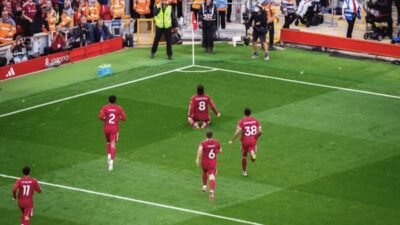 Liga Inggris: Liverpool Bungkam Arsenal di Anfield, Manchester City Tersungkur