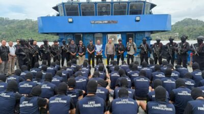 Pemindahan 60 Napi High Risk Pangkal Pinang ke Nusakambangan Dikawal Ketat