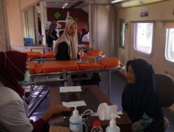 KAI Daop 5 Purwokerto Gelar RailClinic Gratis dan Salurkan Bantuan di Stasiun Kebasen