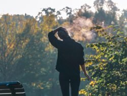 11 Manfaat Stretching untuk Kesehatan: Tingkatkan Fleksibilitas dan Redakan Stres