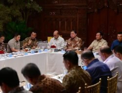 Prabowo Instruksikan Muhaimin Periksa Kekuatan Bangunan Semua Pesantren Pasca Tragedi Al Khoziny