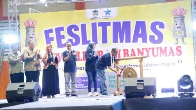 Bupati Sadewo Buka Festival Literasi Banyumas 2025, Luncurkan Strategi Digital Bintang Lima