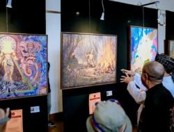 Bupati Banyumas Ajak Warga Hidupkan Sejarah Lewat Pameran Lukisan “Babad Banyumas”