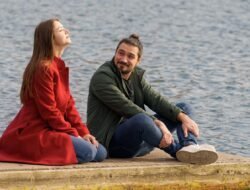 7 Tanda Mengetahui Apakah Si Dia Mencintaimu