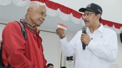 Mensos Gus Ipul: Penebalan Bansos Bukti Kepedulian Presiden Prabowo ke Rakyat
