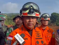 Kabasarnas Tinjau Lokasi Longsor Majenang, Pantau Langsung Operasi SAR Hari Kedelapan
