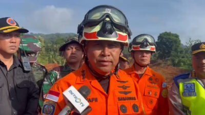 Kabasarnas Tinjau Lokasi Longsor Majenang, Pantau Langsung Operasi SAR Hari Kedelapan