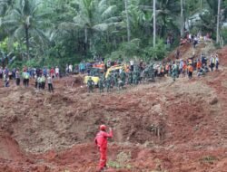 Round Up Longsor Majenang: 3 Warga Meninggal, 20 Masih Dicari, Operasi SAR Dilanjutkan