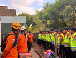 Tim SAR Terus Kerahkan Segala Upaya Cari 10 Korban yang Masih Tertimbun Longsor di Majenang