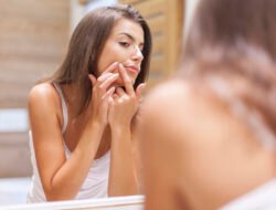 Memahami Letak Tumbuhnya Jerawat dan Kaitannya dengan Kesehatan