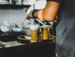 Rekomendasi Franchise Minuman Modal di Bawah 10 Juta, Untungnya Bikin Melongo!