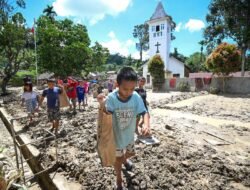 Kemendikdasmen Bakal Terbitkan Ijazah Murid Korban Banjir Bandang di Sumatra