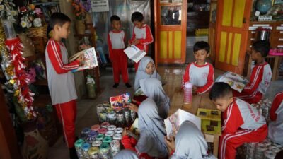 Perpustakaan Bergerak Limbah Pustaka Purbalingga Raih Penghargaan Nasional dari Perpusnas