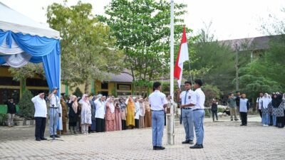 Kemendikdasmen Wajibkan Upacara Bendera Setiap Senin, Fokus Penguatan Karakter Pelajar