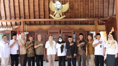 BI Purwokerto Hibahkan Mobil Operasional untuk FKUB Banyumas