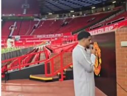 Manchester United Cetak Sejarah: Azan Menggema di Stadion Old Trafford untuk Pertama Kalinya