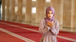 3 Waktu Terkabulnya Doa saat Ramadan yang Wajib Diketahui Umat Islam