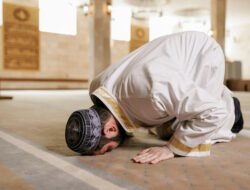 Berpuasa Namun Meninggalkan Sholat, Apakah Puasa Ramadhan Tetap Sah?