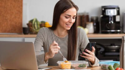 Pesan Makanan Online, Mengapa Jadi Gaya Hidup Modern?