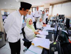 2.708 ASN Kemensos Bolos Usai Lebaran, Mensos Siapkan Sanksi hingga Potong Tukin