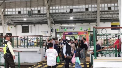 Hari ini Puncak Kedatangan Penumpang di Stasiun Wilayah Daop 5 Purwokerto