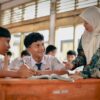 Kemenag Batasi Penggunaan HP Siswa, di Sekolah Dilarang dan di Rumah Maksimal 2 Jam