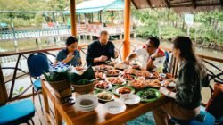 Wisata Kuliner Kampoeng Kepiting Kutawaru Makin Digandrungi, Begini Suasananya
