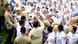Prabowo di Cilacap: Pendidikan Kunci Kebangkitan Bangsa, AI Jadi Tantangan Generasi Muda