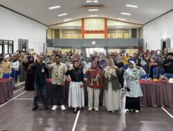 Pegadaian dan OJK Edukasi Ratusan UMKM Cilacap soal Investasi dan Bahaya Pinjol Ilegal