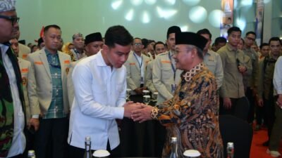 Wapres Gibran dan Mendikdasmen Abdul Mu’ti Percepat Digitalisasi Pendidikan di Papua dan Wilayah 3T