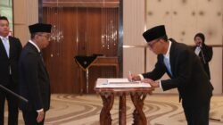 Mendiktisaintek Lantik Donny Purnomo sebagai Kepala BSN
