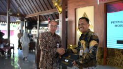 71 ASN Banyumas Terima SK Pensiun, Bupati Sadewo: Masa Purna Tugas Bukan Akhir Pengabdian