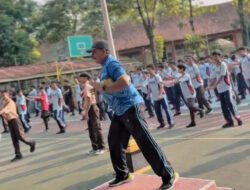 30 Tahun Mengajar, Guru di Purbalingga Akui Interactive Flat Panel Bikin Murid Lebih Cepat Paham Materi