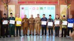 Bupati Banyumas Salurkan Rp3,08 Miliar untuk Partai Politik