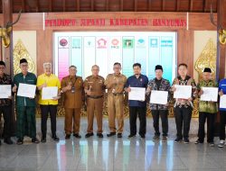 Bupati Banyumas Salurkan Rp3,08 Miliar untuk Partai Politik
