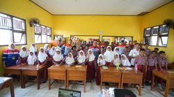 Hari Anak Nasional, Relawan Pertamina RU Cilacap Salurkan Bantuan Pendidikan