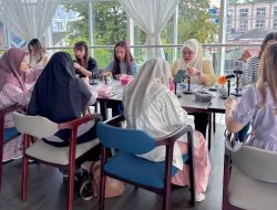 Aston Purwokerto Gelar Workshop Pembuatan Tas Manik, Dorong Kreativitas Komunitas