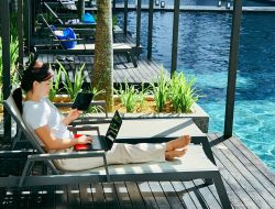 Apa Itu Digital Nomad? Kenali Gaya Hidup Pekerja Remote yang Bisa Bekerja dari Mana Saja